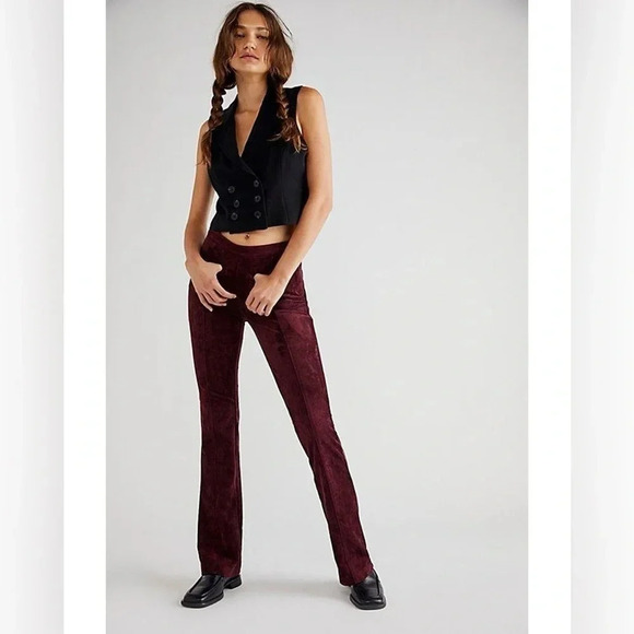 BLANK NYC NWT EGGPLANT FAUX SUEDE JEANS SIZE 28 - Picture 1 of 4